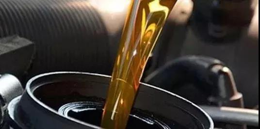 機(jī)油種類百科大全，不再傻傻分不清！
